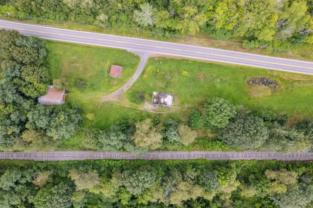 798 Vt Route 14 Sharon VT 05065