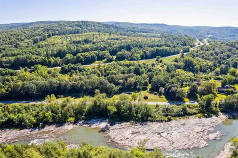 798 Vt Route 14 Sharon VT 05065