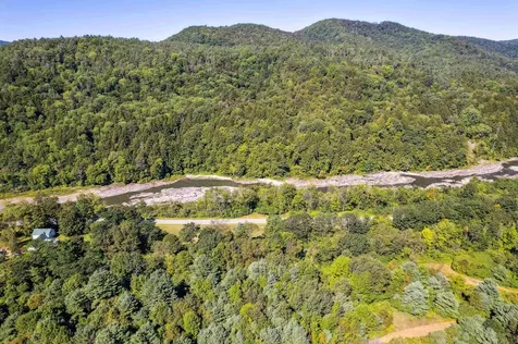 798 Vt Route 14 Sharon VT 05065