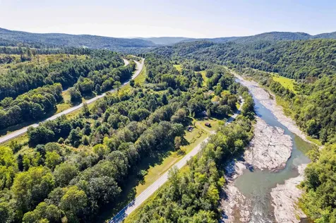 798 Vt Route 14 Sharon VT 05065