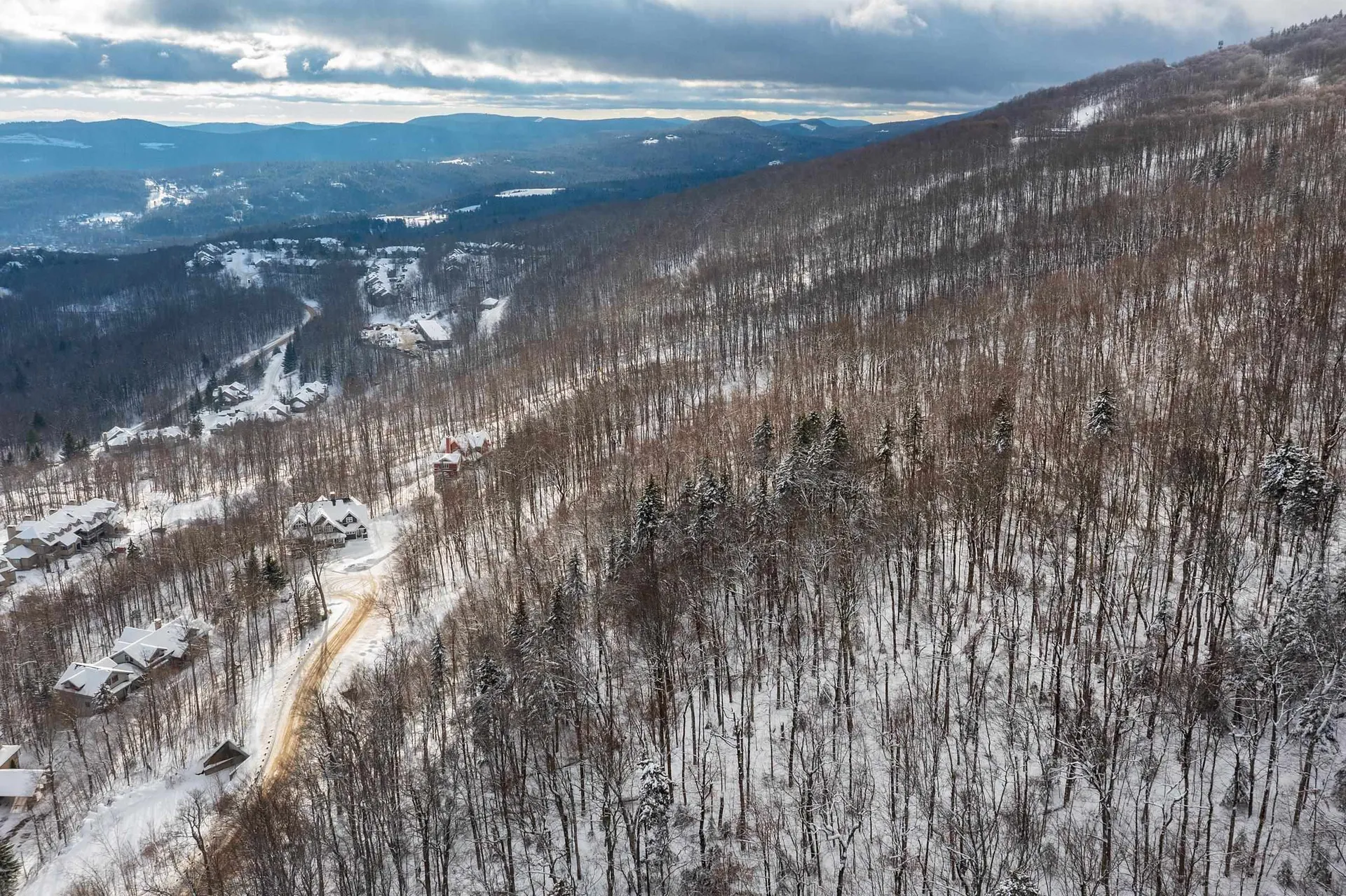 M-17 Moon Shadow Drive Ludlow VT 05149