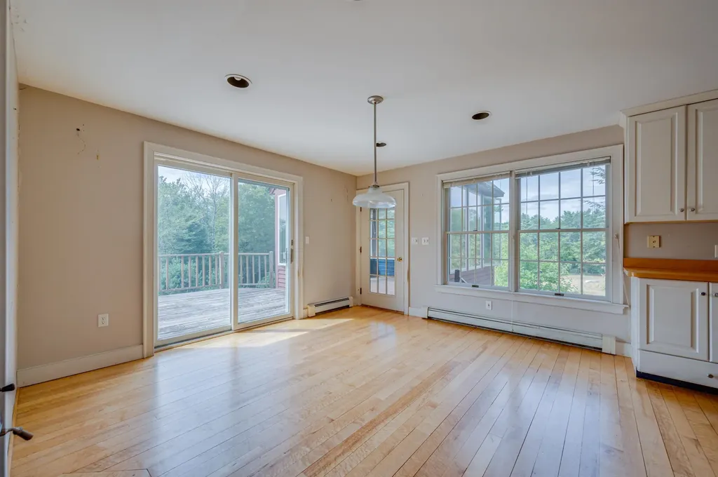 70 Green Lane New London NH 03257