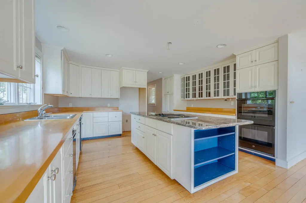 70 Green Lane New London NH 03257