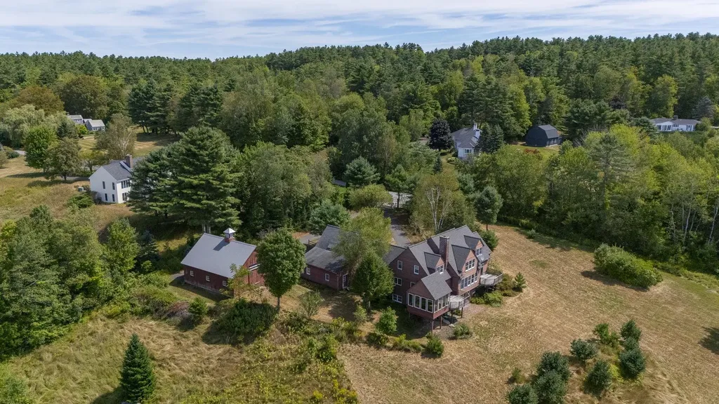 70 Green Lane New London NH 03257