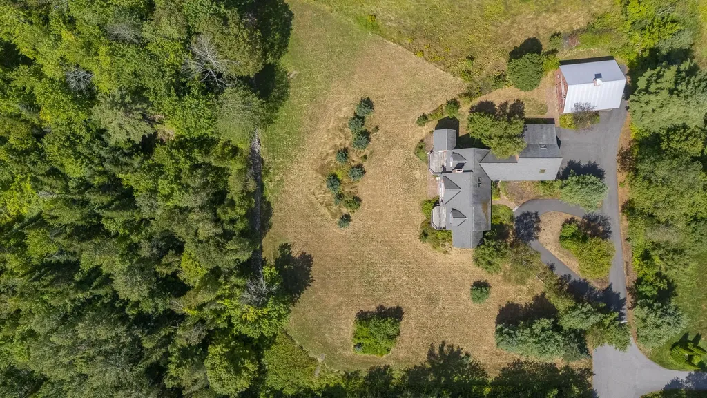 70 Green Lane New London NH 03257