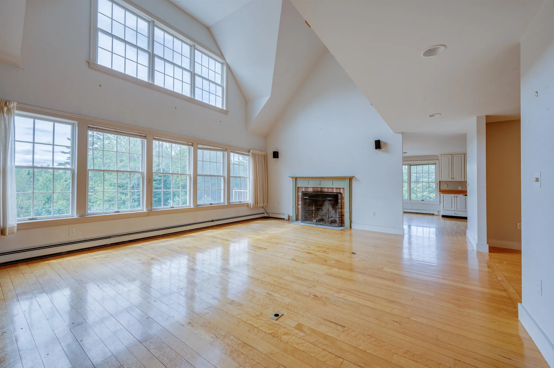 70 Green Lane New London NH 03257