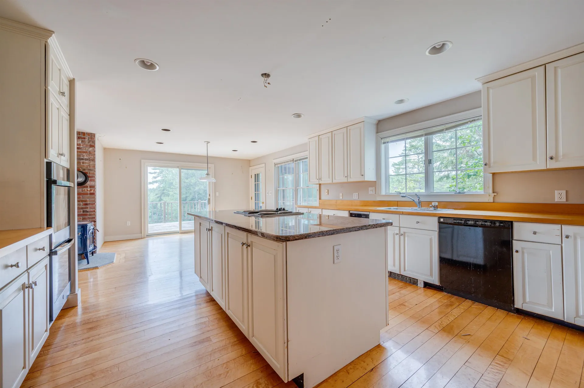 70 Green Lane New London NH 03257