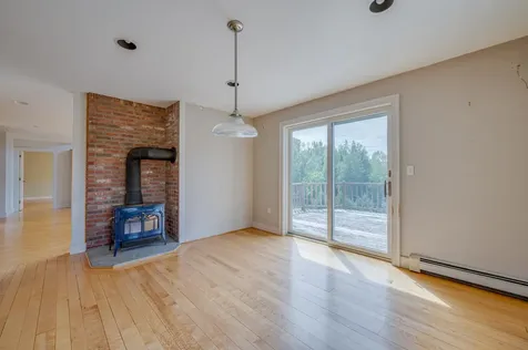 70 Green Lane New London NH 03257