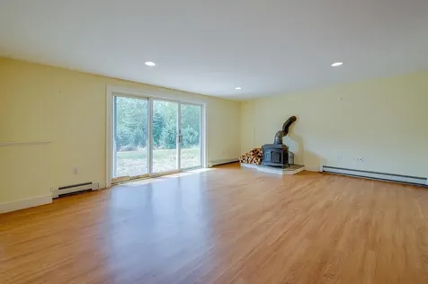 70 Green Lane New London NH 03257