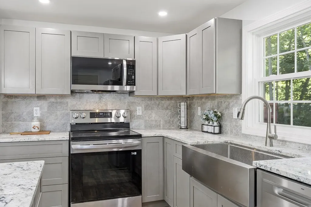 1416 Parker Mountain Road Strafford NH 03884