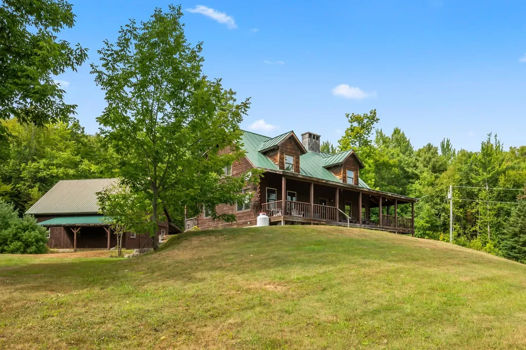 201 Under The Mountain Road Lyman NH 03585