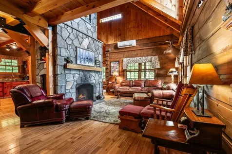 201 Under The Mountain Road Lyman NH 03585