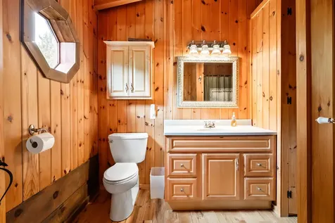 201 Under The Mountain Road Lyman NH 03585