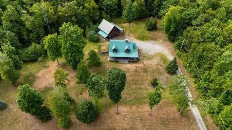 201 Under The Mountain Road Lyman NH 03585