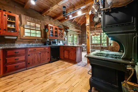 201 Under The Mountain Road Lyman NH 03585