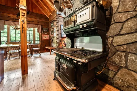 201 Under The Mountain Road Lyman NH 03585