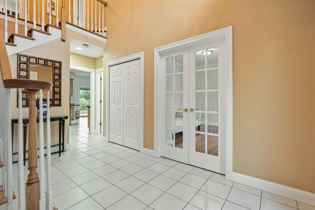 1 Squire Armour Road Windham NH 03087