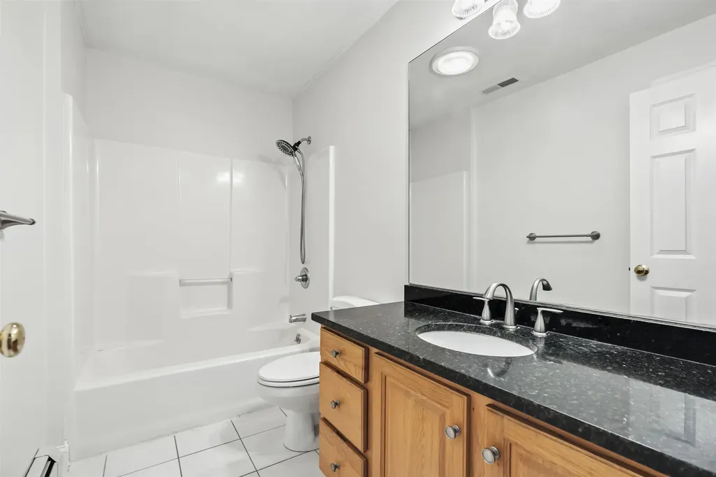 1 Squire Armour Road Windham NH 03087