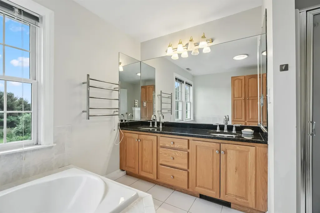 1 Squire Armour Road Windham NH 03087