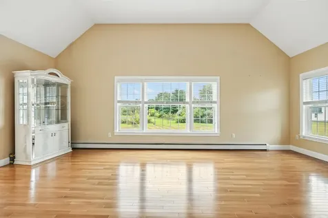 1 Squire Armour Road Windham NH 03087