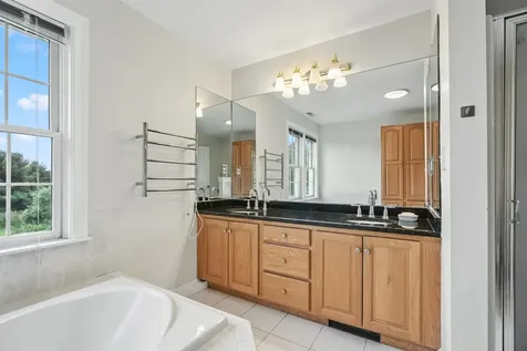 1 Squire Armour Road Windham NH 03087