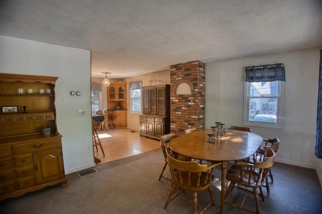 10 Dore Street Ossipee NH 03814