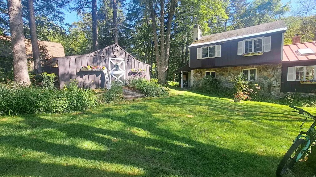 204 Blue Brook Road Dover VT 05356