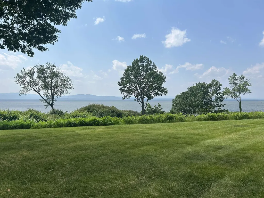 28 Northshore Drive Burlington VT 05408