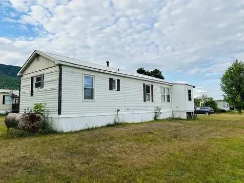 31 Preston Lane Columbia NH 03576