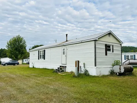 31 Preston Lane Columbia NH 03576