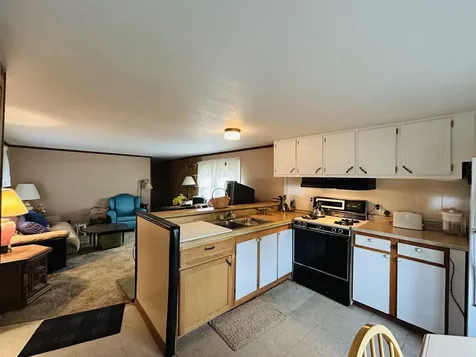 31 Preston Lane Columbia NH 03576