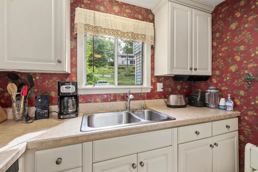 883 Weirs Boulevard Laconia NH 03246