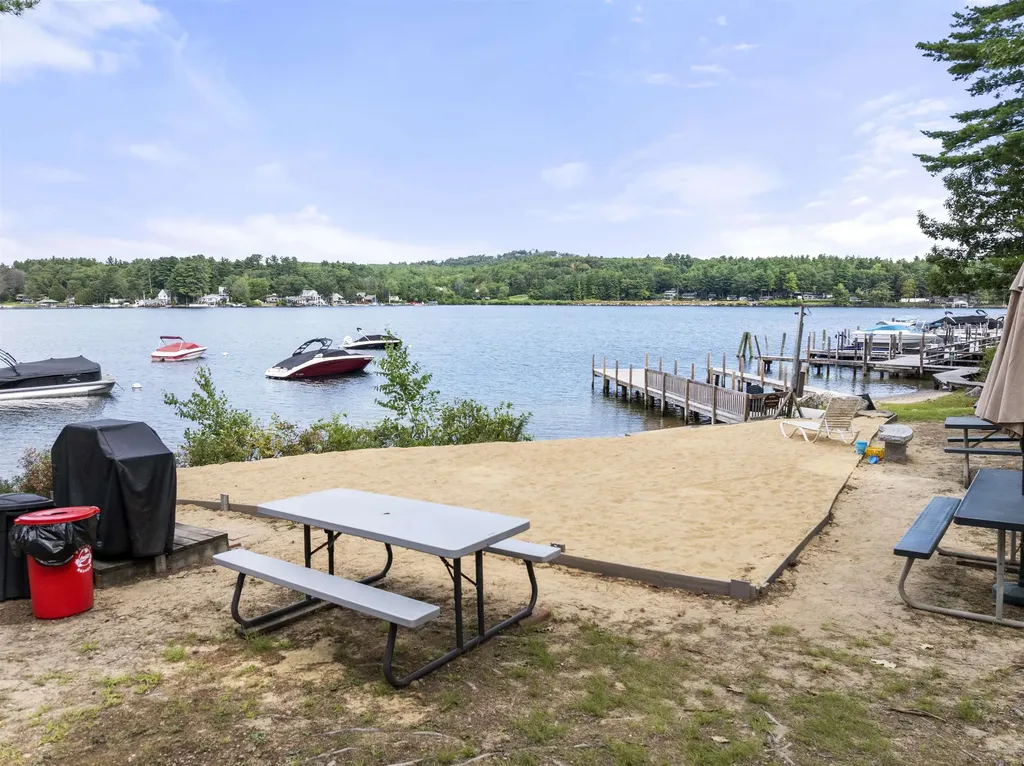883 Weirs Boulevard Laconia NH 03246