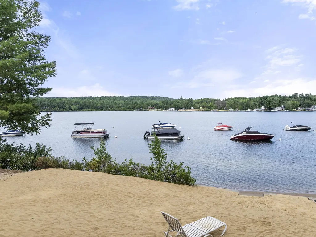 883 Weirs Boulevard Laconia NH 03246