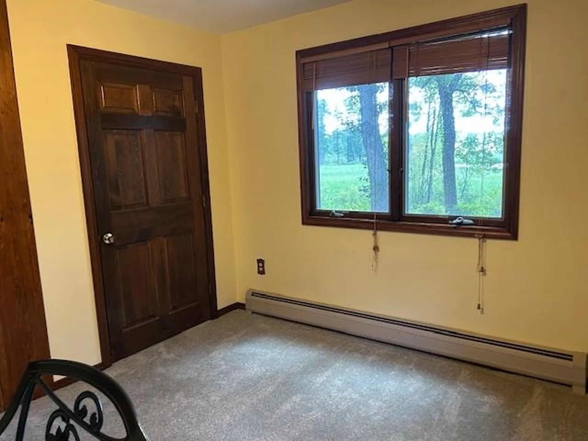 15 Alan Circle Londonderry NH 03053