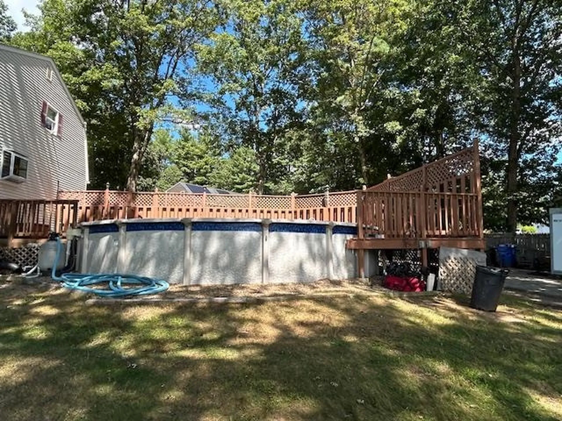 15 Alan Circle Londonderry NH 03053