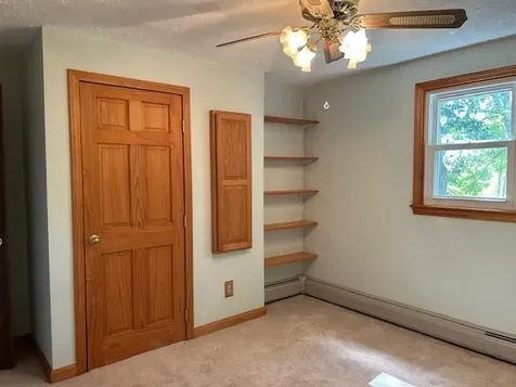 15 Alan Circle Londonderry NH 03053