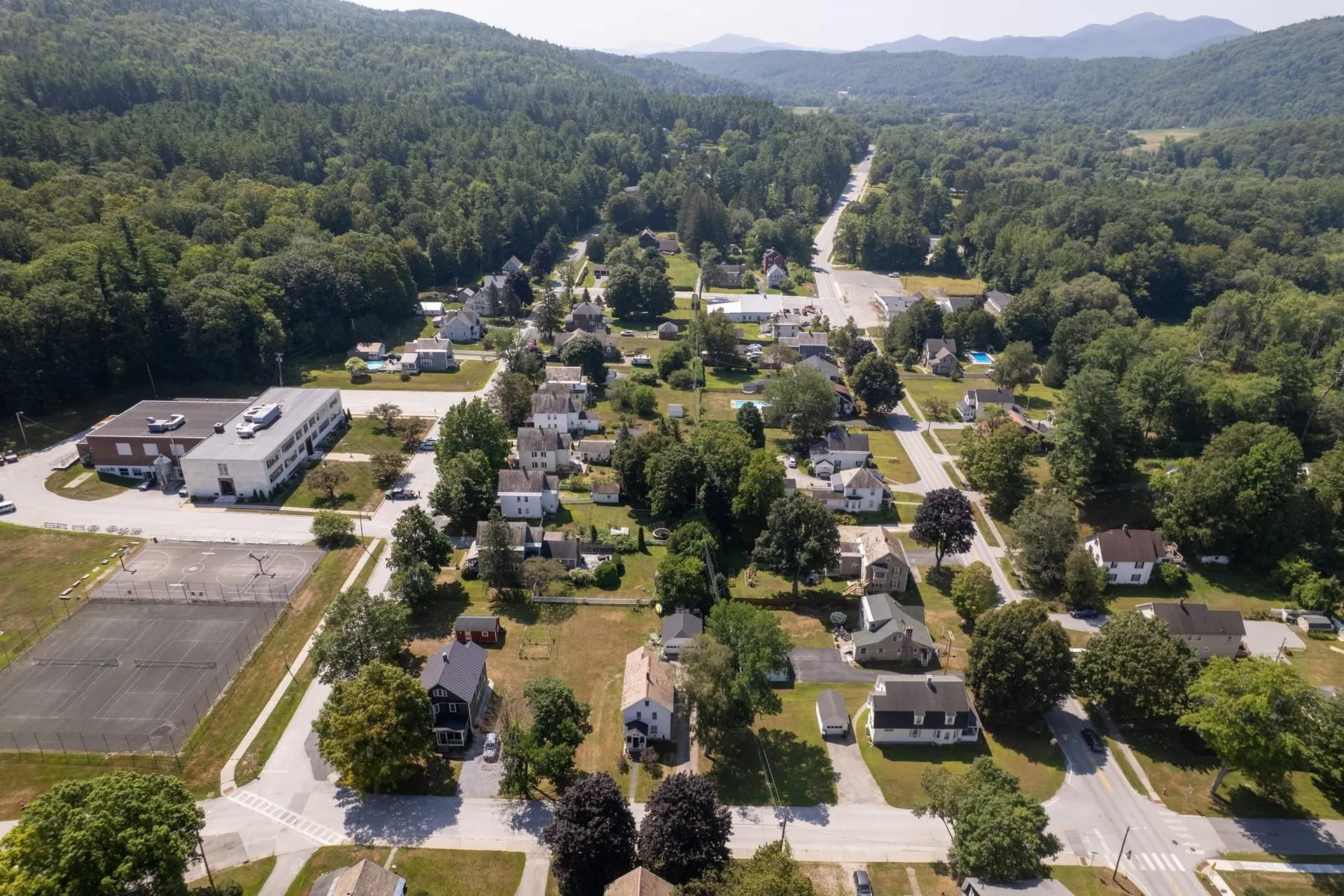 21 Grove Street Proctor VT 05765