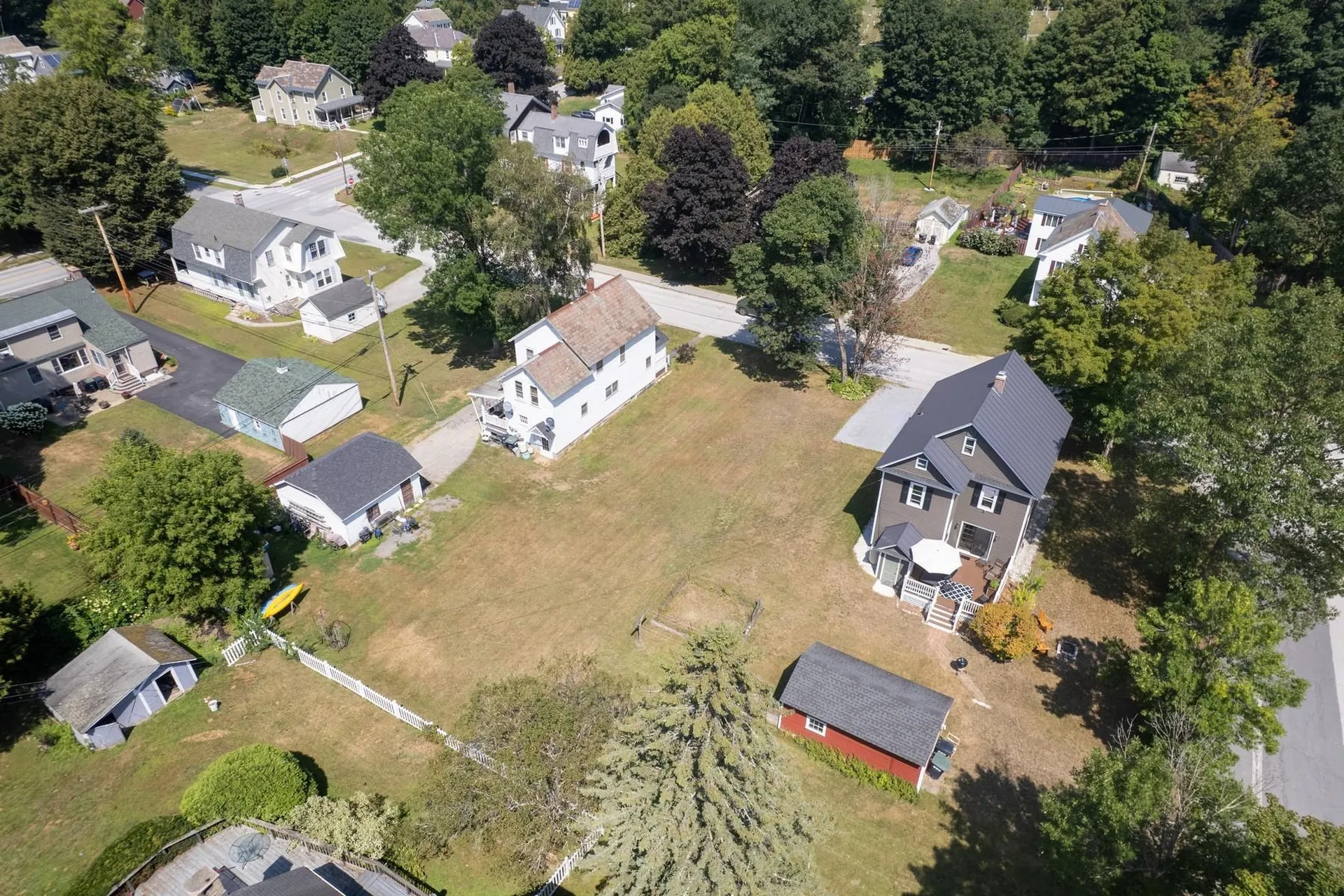 21 Grove Street Proctor VT 05765