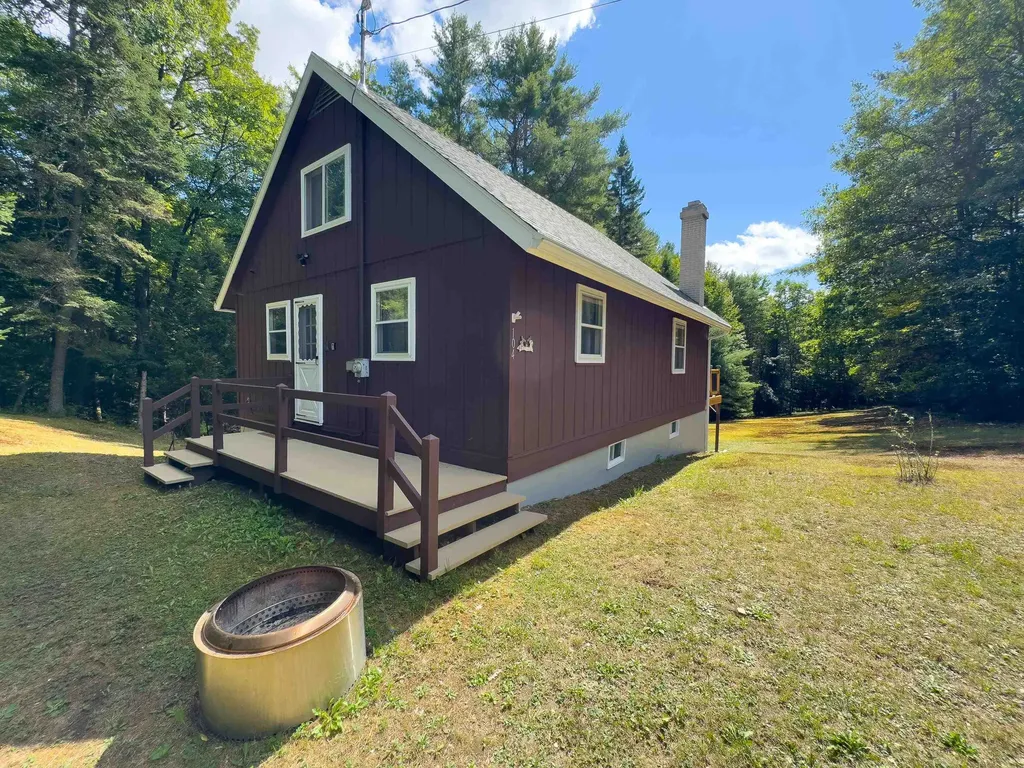 104 Glebe Road Lyman NH 03585