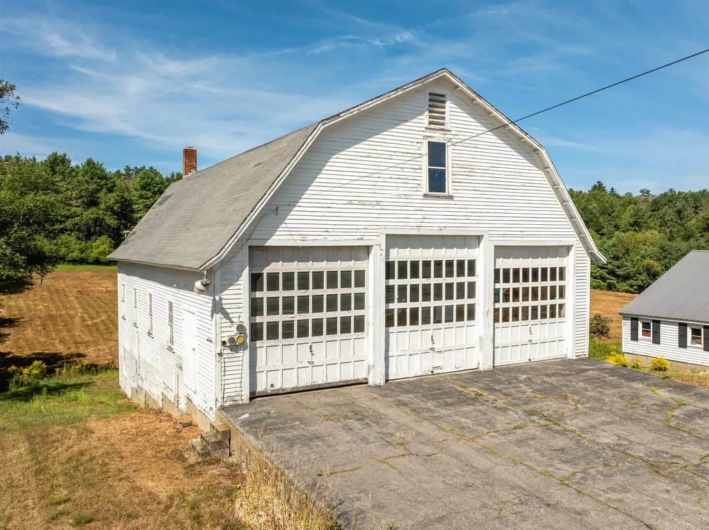 Unity Road Newport NH 03773