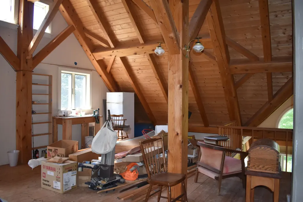 1982 Robtoy Road Lowell VT 05847