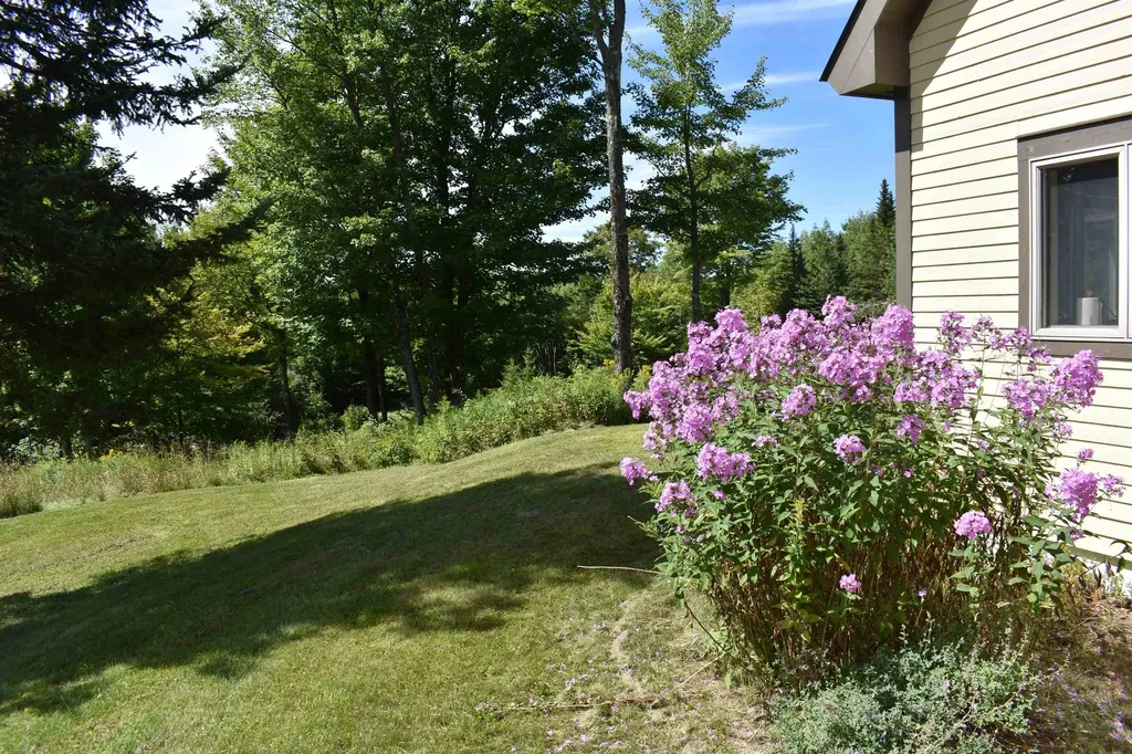 1982 Robtoy Road Lowell VT 05847