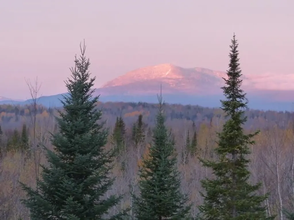 1982 Robtoy Road Lowell VT 05847