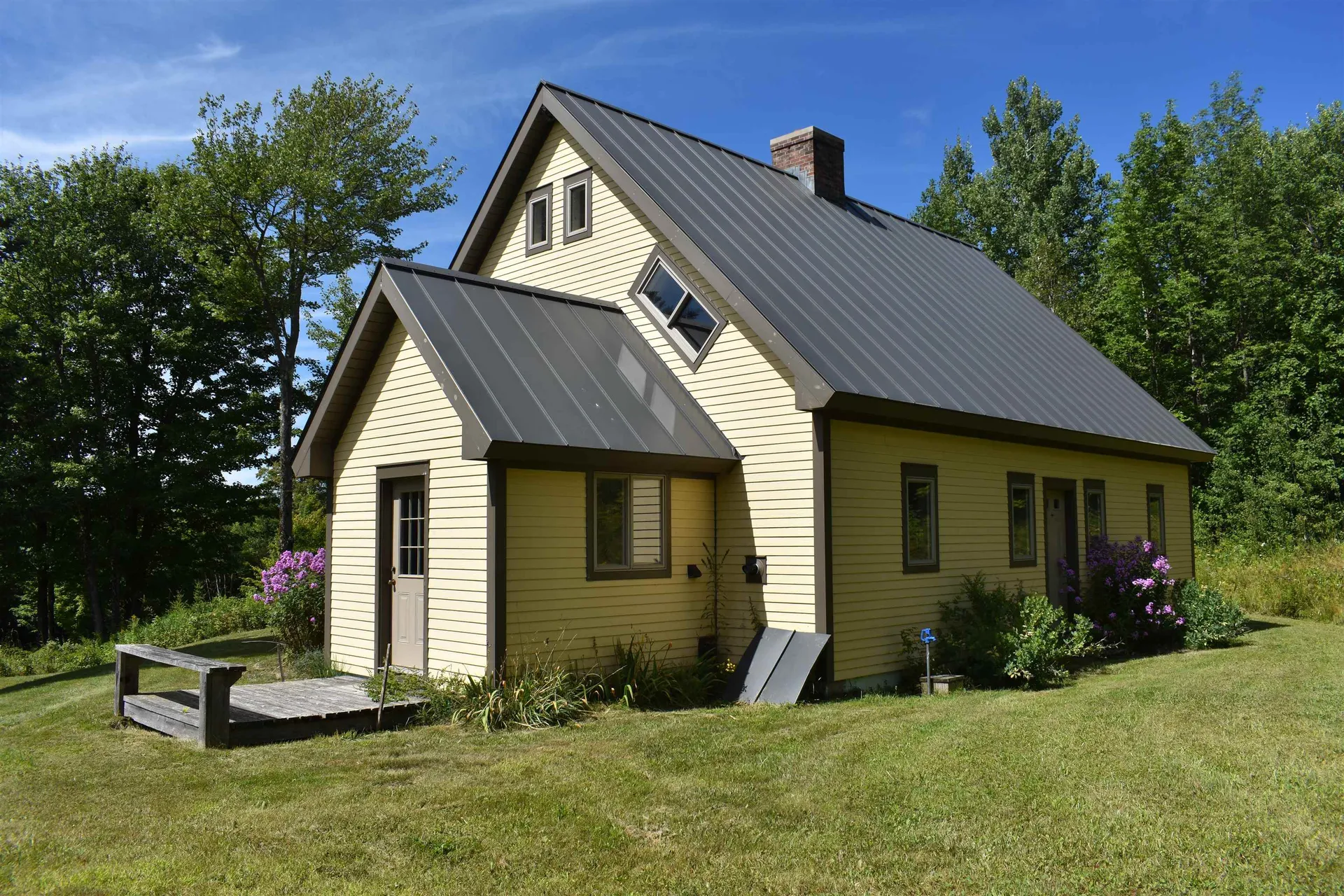 1982 Robtoy Road Lowell VT 05847