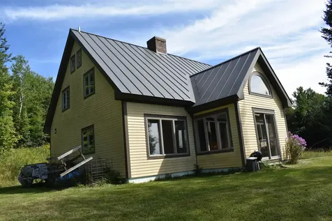 1982 Robtoy Road Lowell VT 05847