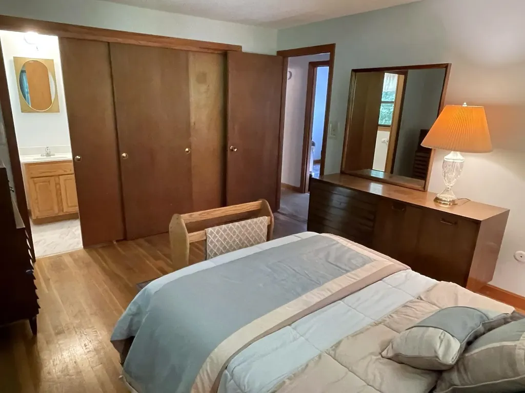 8 Wood Drive Atkinson NH 03811