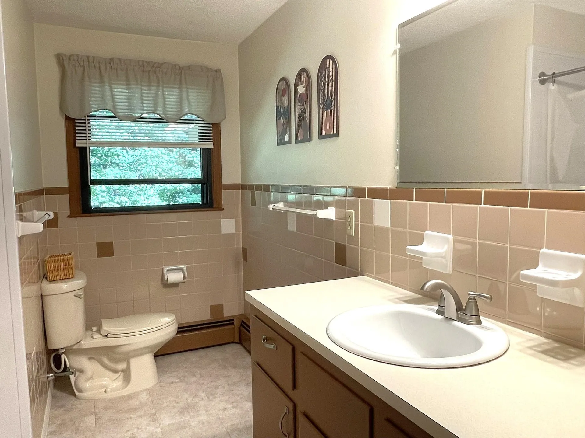 8 Wood Drive Atkinson NH 03811