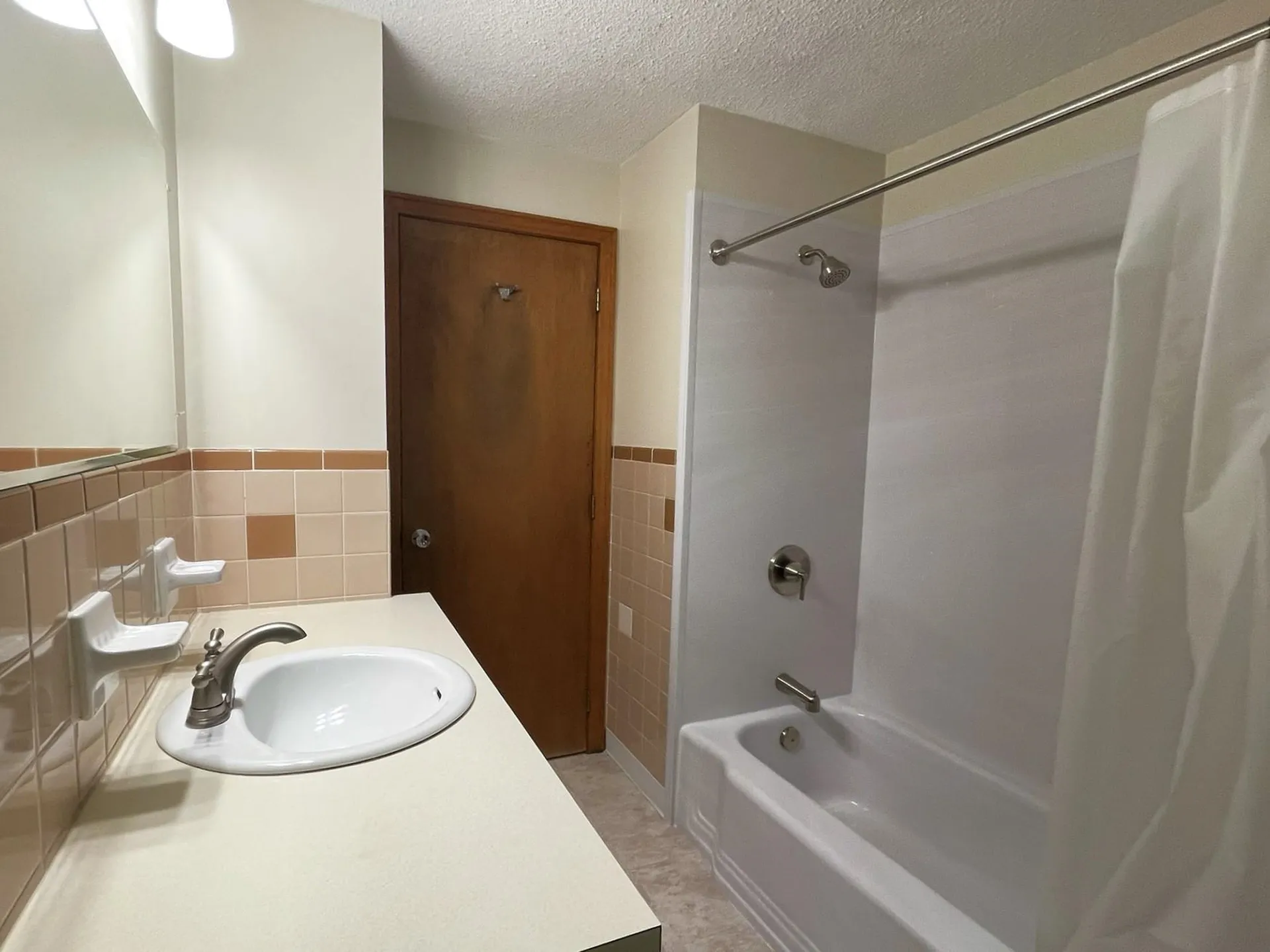 8 Wood Drive Atkinson NH 03811