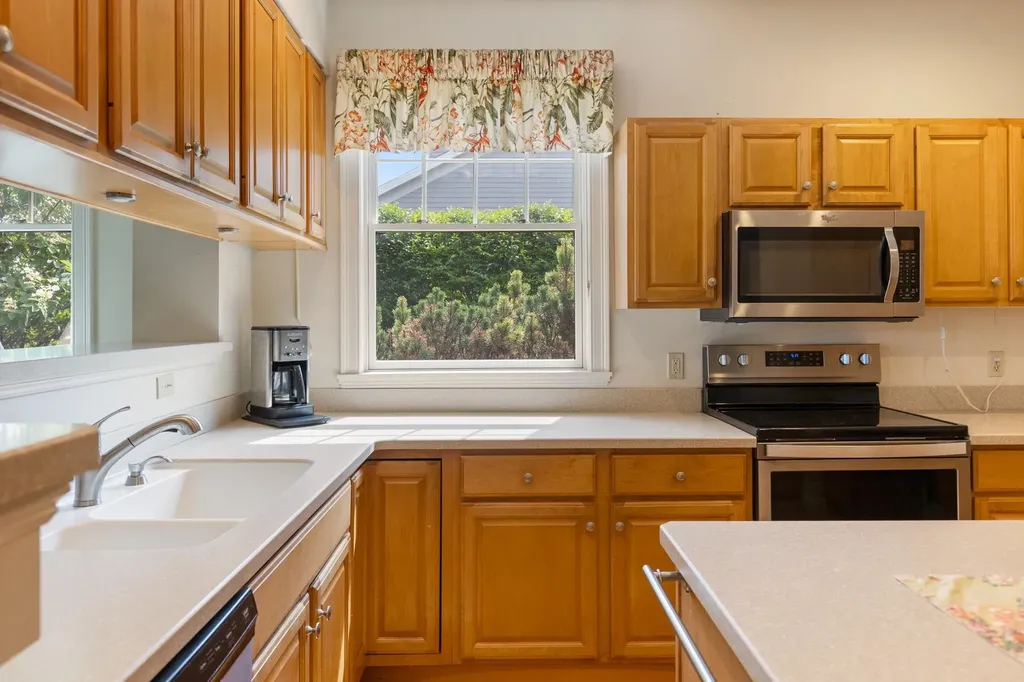 578 Golf Course Road South Burlington VT 05403